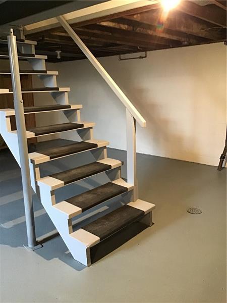 1606 Lafayette Road Pittsburgh, PA 15221 - Photo 20 of 25 Freshly painted spacious basement