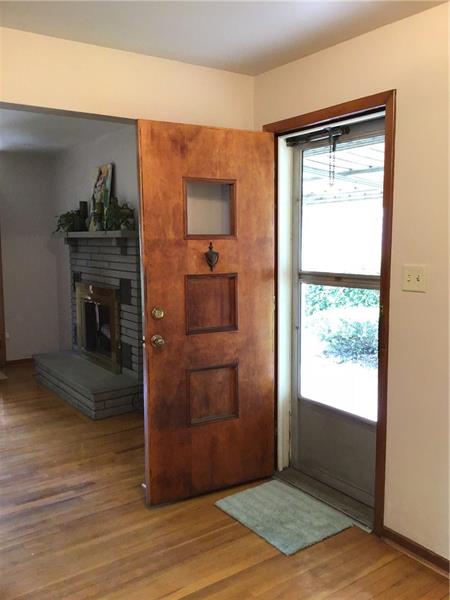 1606 Lafayette Road Pittsburgh, PA 15221 - Photo 6 of 25 Have your coffee in your dining room, or on your spacious side patio!