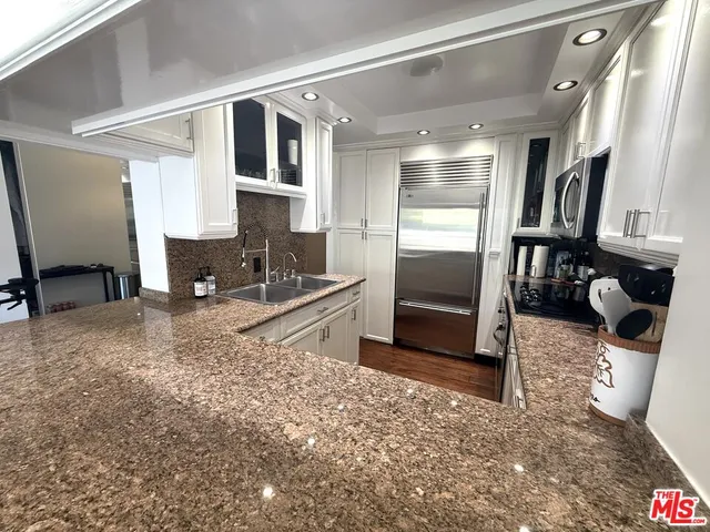 $1,250,000 | 999 North Doheny Drive, Unit 703, West Hollywood, CA 90069