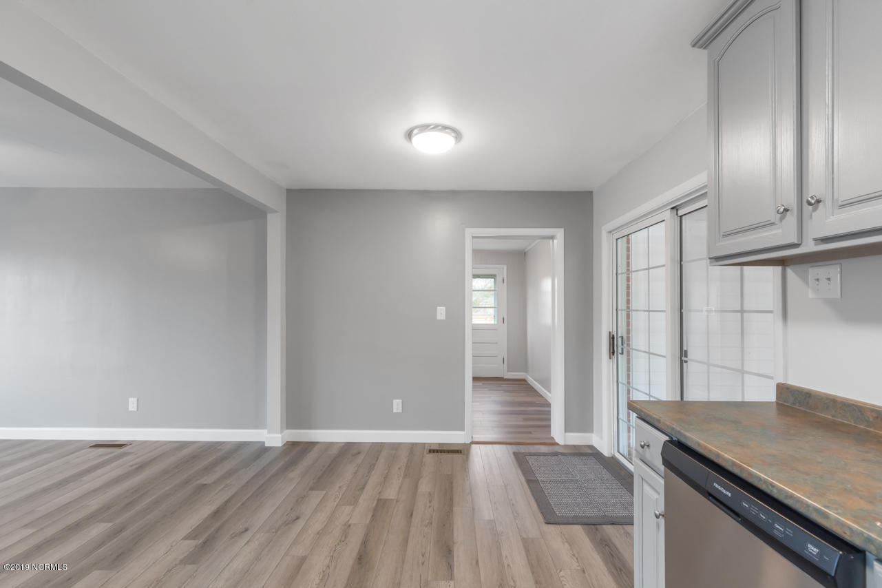 145 Haws Run Road Jacksonville, NC 28540 - Photo 12 of 43 12