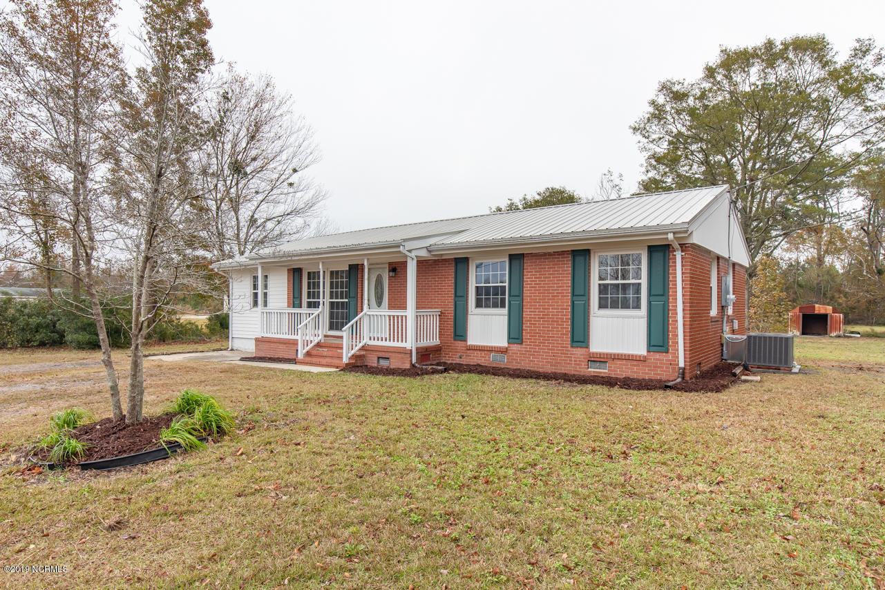 145 Haws Run Road Jacksonville, NC 28540 - Photo 3 of 43 3