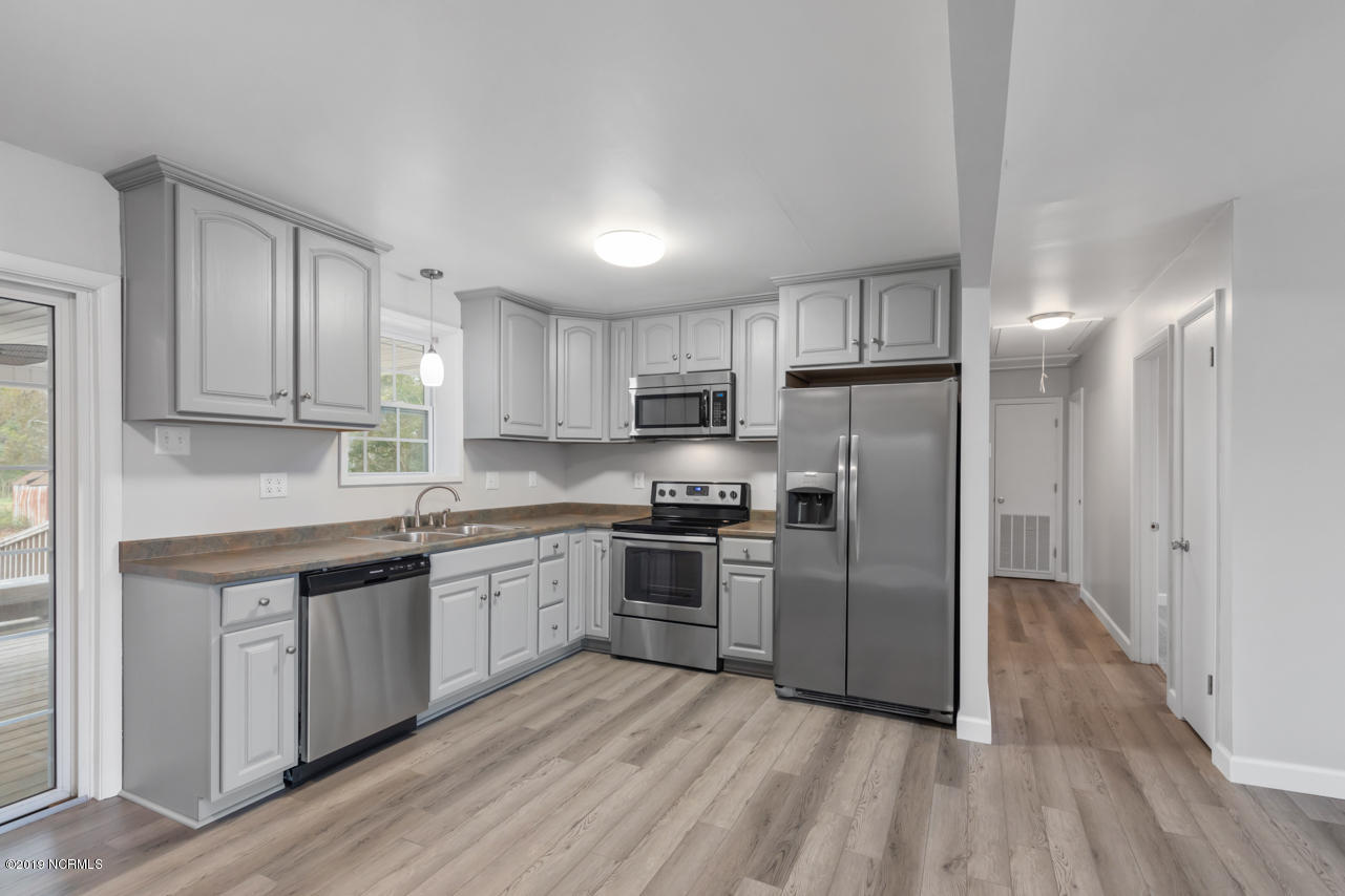 145 Haws Run Road Jacksonville, NC 28540 - Photo 9 of 43 9