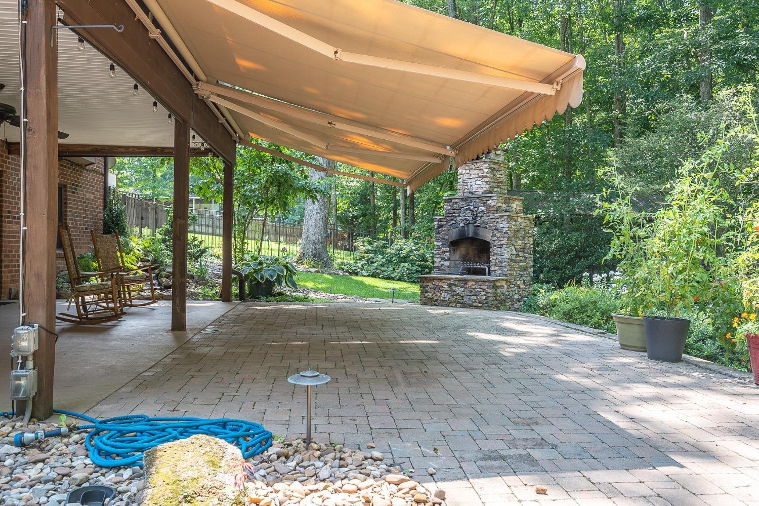 136 Guffey Terrace Lynchburg, VA 24502 - Photo 24 of 33 a wooden bench sitting in front of a building