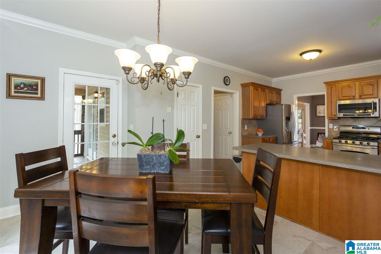 620 Meadow Ridge Drive Birmingham, AL 35242 - Photo 15 of 43