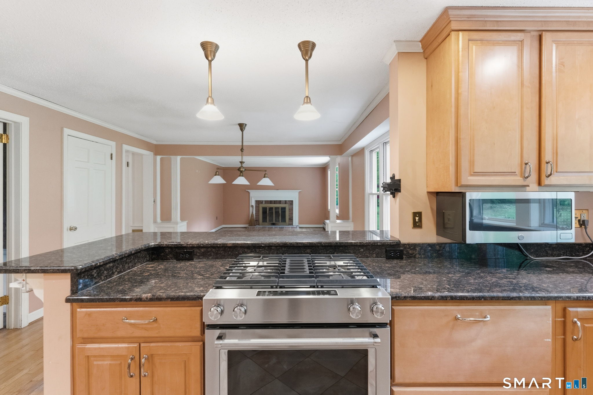 13 Juniper Road Bloomfield, CT 06002 - Photo 18 of 39