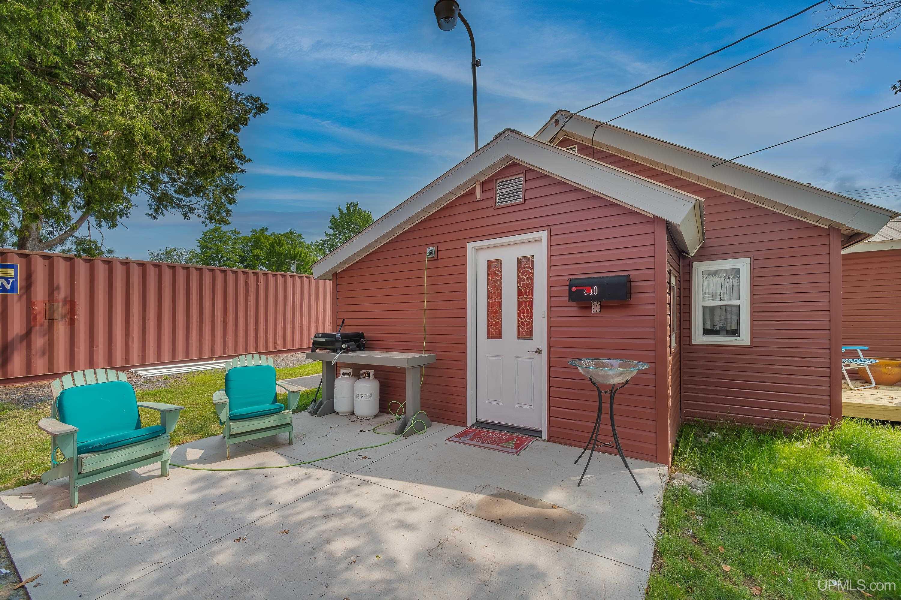 240 Center Street L'Anse, MI 49946 - Photo 3 of 23
