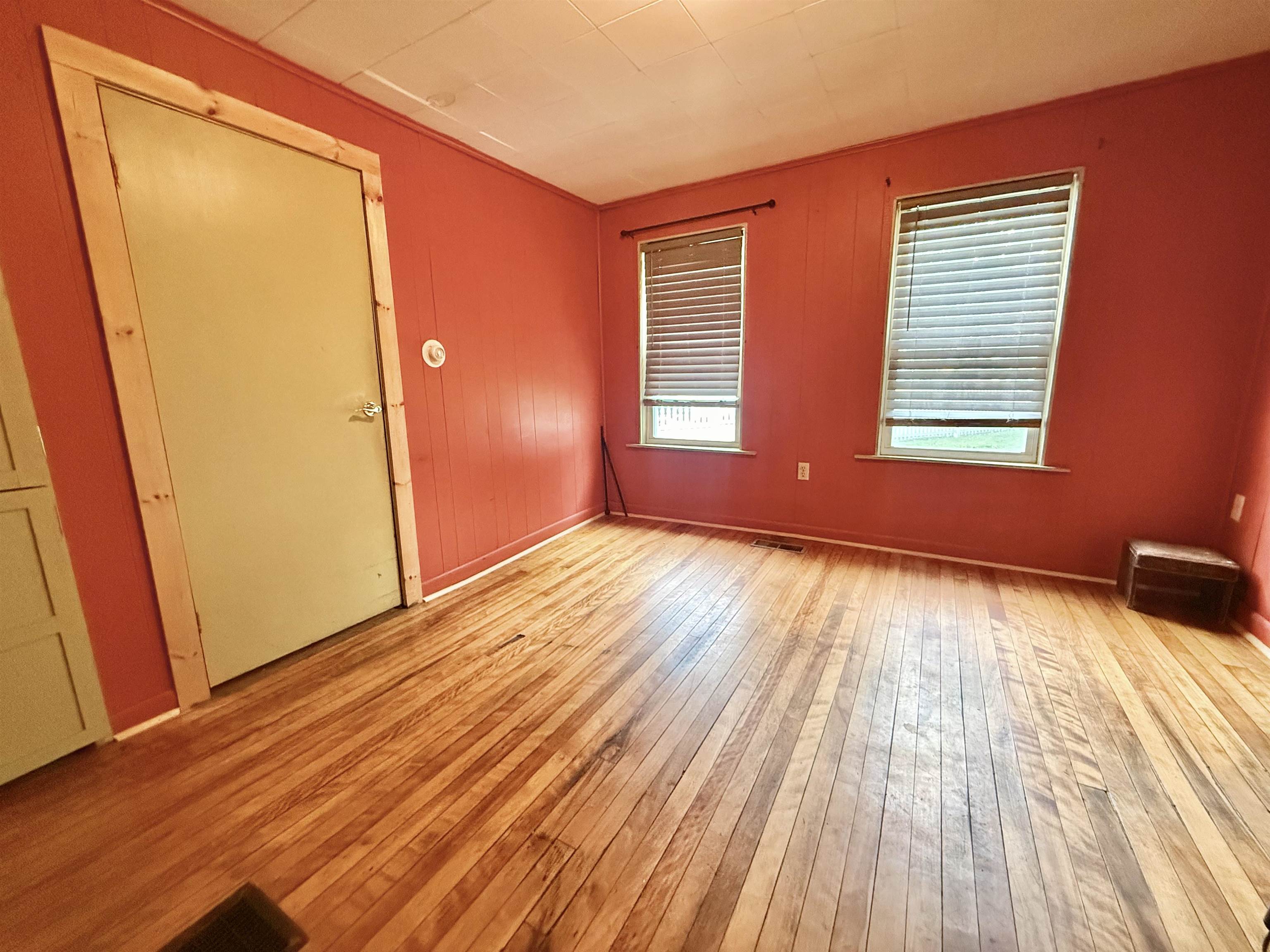 56 Forest Street Rutland, VT 05701 - Photo 7 of 30