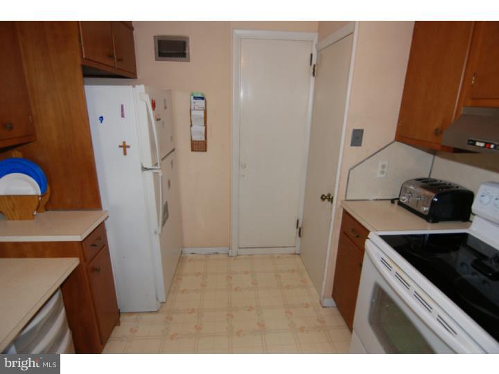103 Tasker Avenue Reading, PA 19607 - Photo 8 of 23 Kitchen
