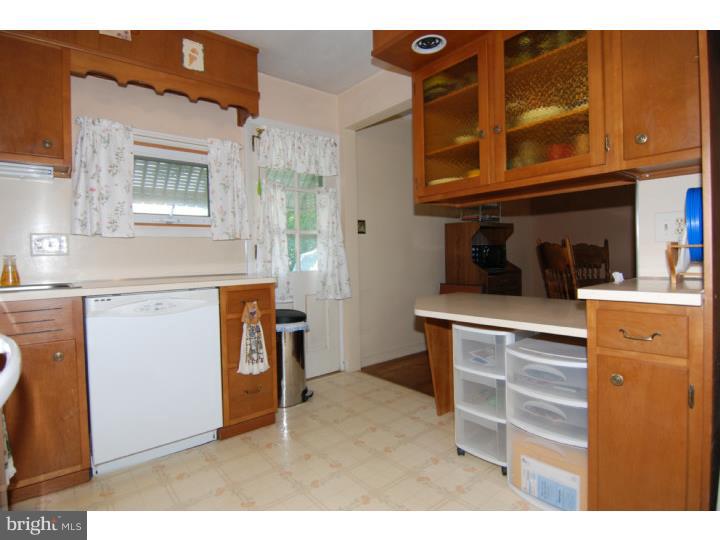 103 Tasker Avenue Reading, PA 19607 - Photo 9 of 23 Kitchen