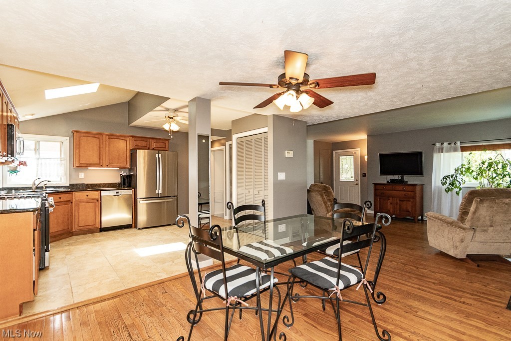 8005 Stockbridge Road Mentor, OH 44060 - Photo 7 of 30 Gallery Image 7