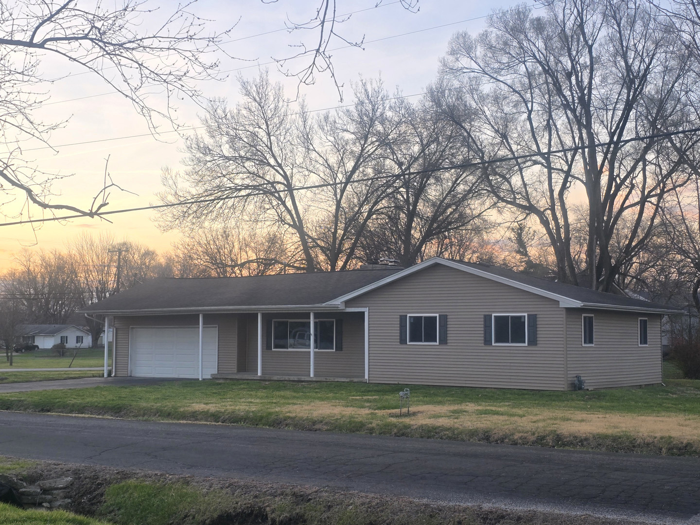 1505 West Ash Avenue Decatur, IL 62526 - Photo 2 of 27