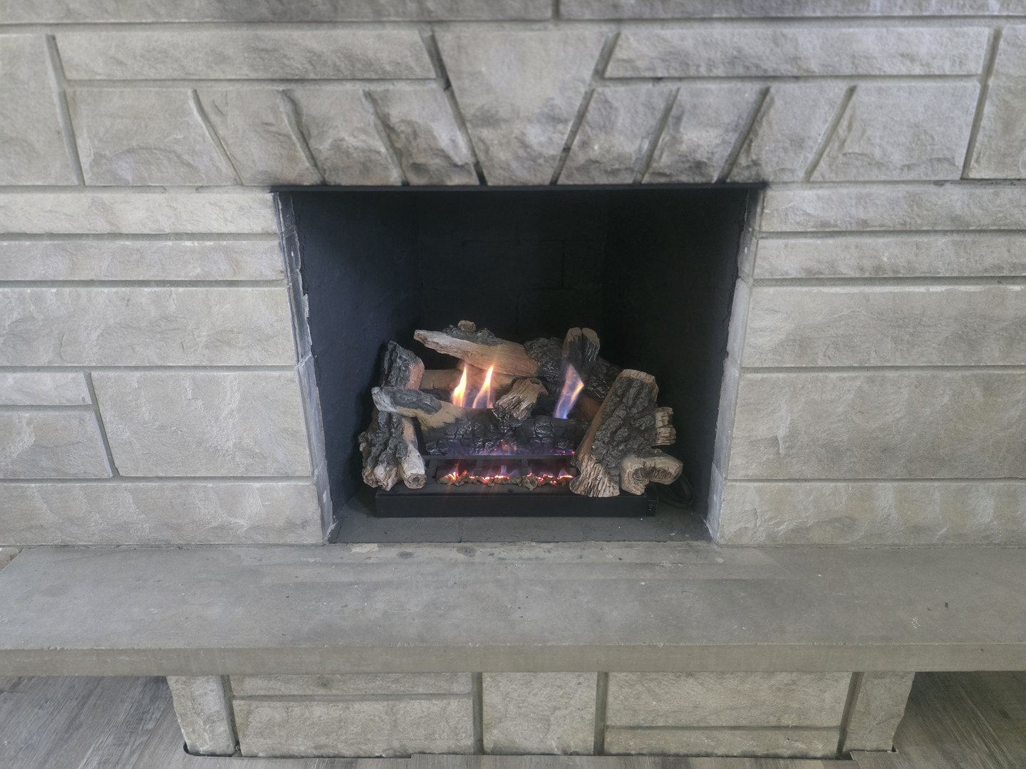 1505 West Ash Avenue Decatur, IL 62526 - Photo 9 of 27