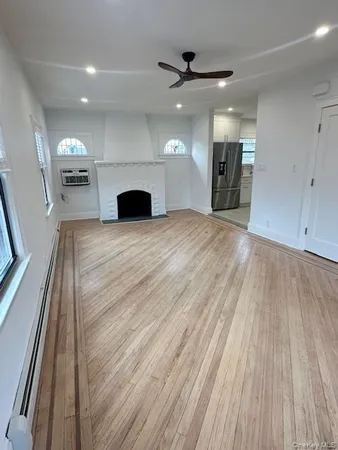 $4,200 | 361 East Olive Street, Long Beach, NY 11561