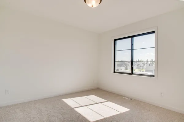 $364,600 | 6726 Belding Drive South, Fargo, ND 58104