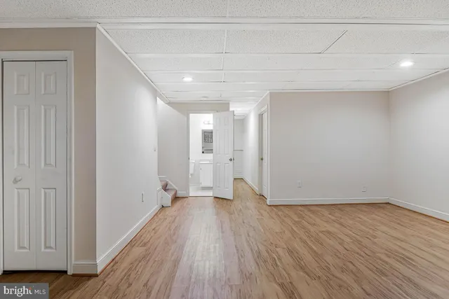 $560,000 | 7865 Parthian Court, Springfield, VA 22153