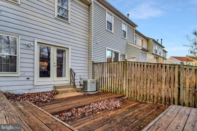 $560,000 | 7865 Parthian Court, Springfield, VA 22153