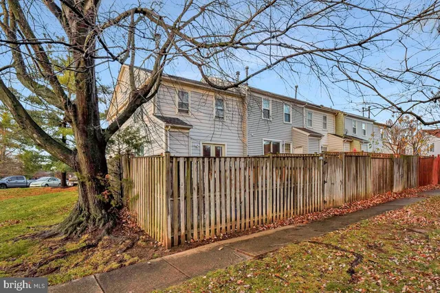 $560,000 | 7865 Parthian Court, Springfield, VA 22153