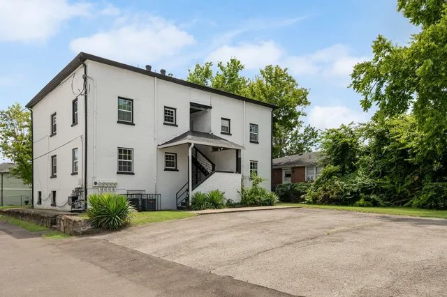 $1,050,000 | 1206 Phillips Street, Nashville, TN 37208