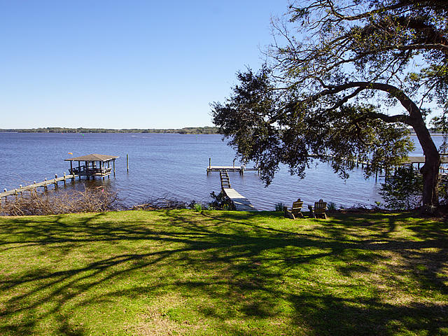 6383 Simmons Bluff Road Hollywood, SC 29449 - Photo 3 of 54 25
