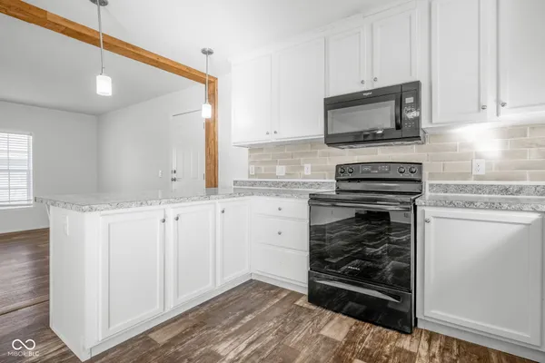 $355,000 | 202-204 East 11th Street, Sheridan, IN 46069