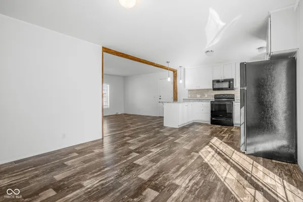 $355,000 | 202-204 East 11th Street, Sheridan, IN 46069