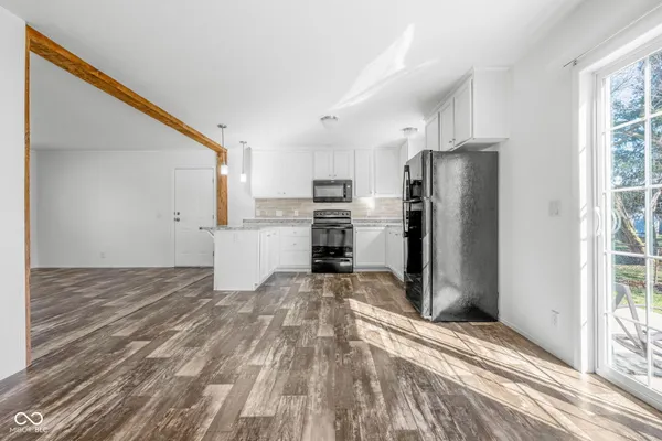 $355,000 | 202-204 East 11th Street, Sheridan, IN 46069