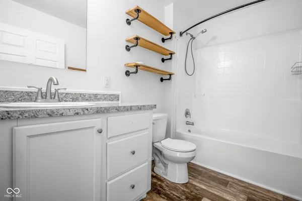 $355,000 | 202-204 East 11th Street, Sheridan, IN 46069
