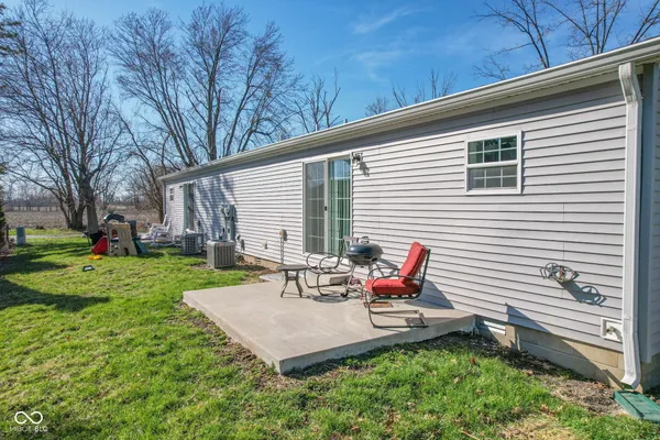 $355,000 | 202-204 East 11th Street, Sheridan, IN 46069