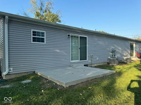 $355,000 | 202-204 East 11th Street, Sheridan, IN 46069