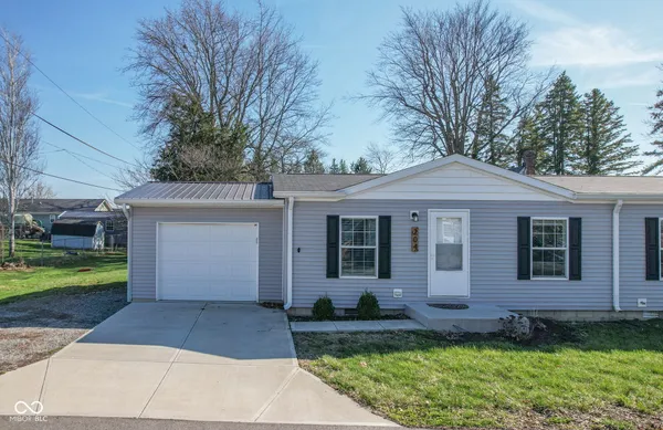 $355,000 | 202-204 East 11th Street, Sheridan, IN 46069