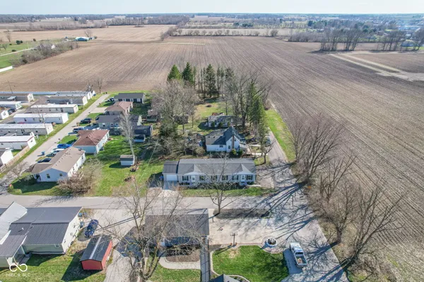 $355,000 | 202-204 East 11th Street, Sheridan, IN 46069