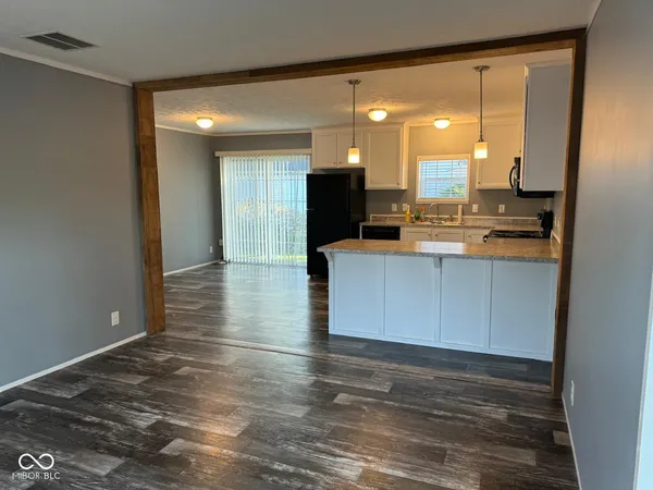 $355,000 | 202-204 East 11th Street, Sheridan, IN 46069