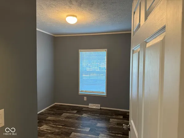 $355,000 | 202-204 East 11th Street, Sheridan, IN 46069