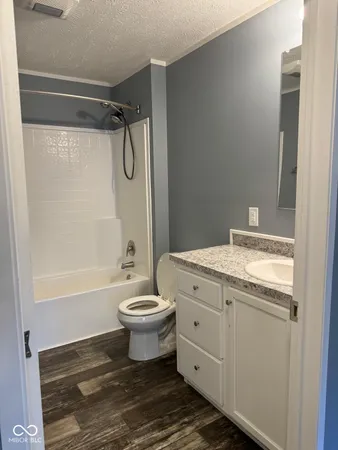 $355,000 | 202-204 East 11th Street, Sheridan, IN 46069