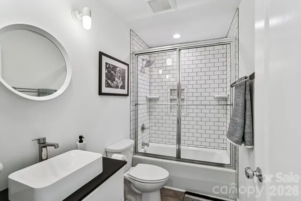 $799,999 | 84 West Street, Weaverville, NC 28787