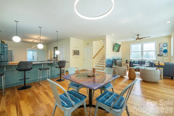 $799,999 | 84 West Street, Weaverville, NC 28787