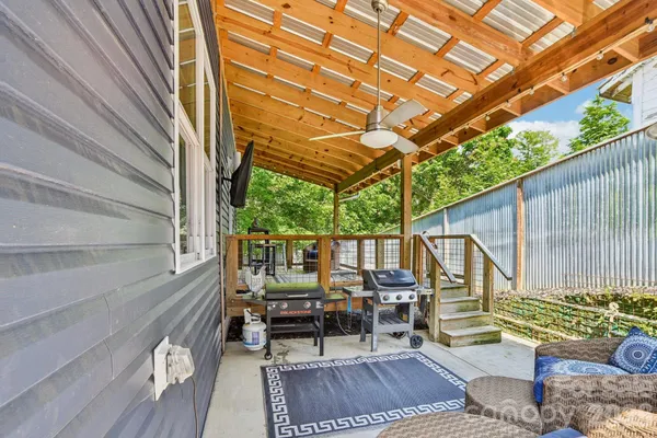 $799,999 | 84 West Street, Weaverville, NC 28787