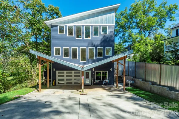 $799,999 | 84 West Street, Weaverville, NC 28787