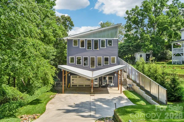 $799,999 | 84 West Street, Weaverville, NC 28787