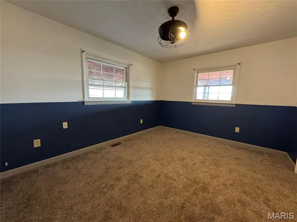 $385,000 | 1862 Price Road, Owensville, MO 65066