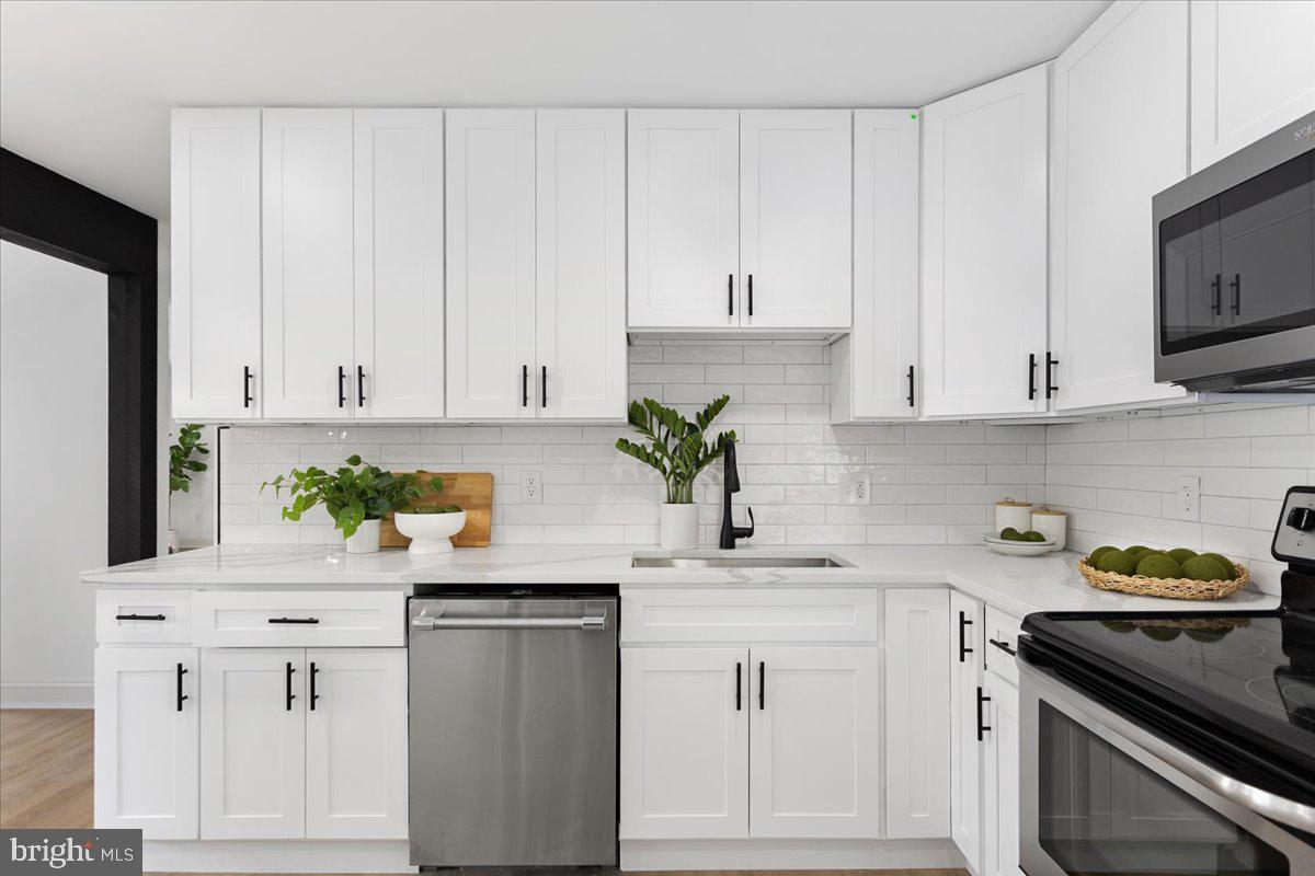 3708 Baskerville Drive Mitchellville, MD 20721 - Photo 3 of 53