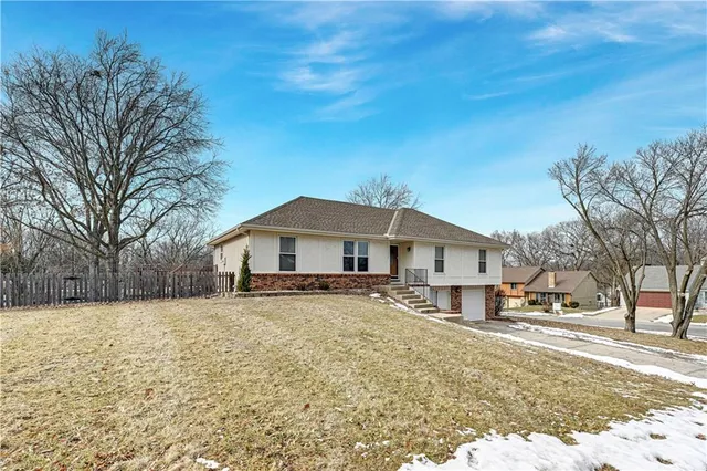 $365,000 | 7330 Long Avenue, Shawnee, KS 66216