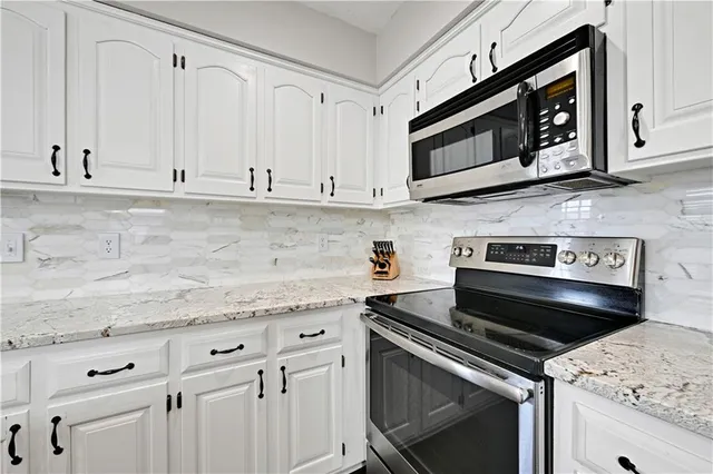 $365,000 | 7330 Long Avenue, Shawnee, KS 66216