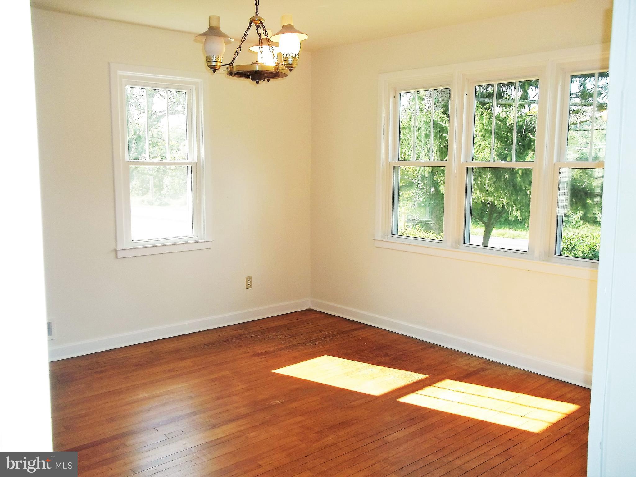 2515 Jerusalem Road Joppa, MD 21085 - Photo 19 of 41 Dining Room