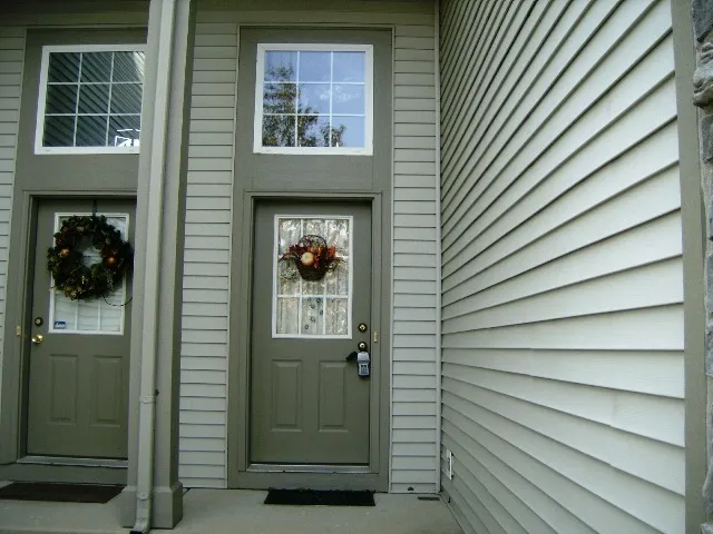 $2,195 | 457 Metropolitan Street, Aurora, IL 60502