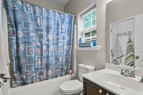 $395,000 | 107 Curico Lane, Summerville, SC 29483