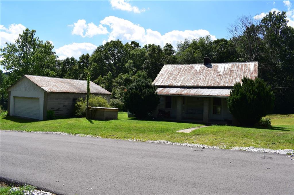 607 Sorrells Road Williams, IN 47470 - Photo 4 of 27 Gallery Image 4