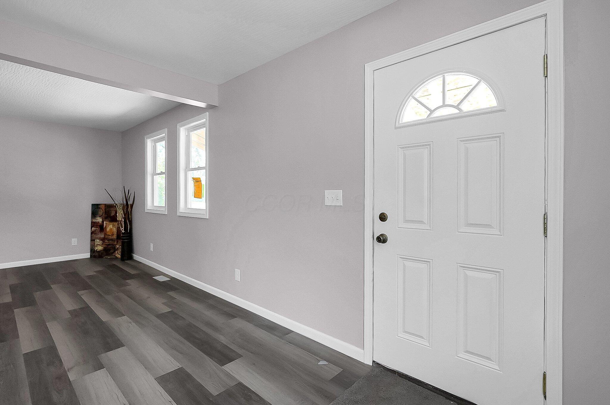 705 Clinton Street Circleville, OH 43113 - Photo 5 of 27 5-web-or-mls-705-clinton-st
