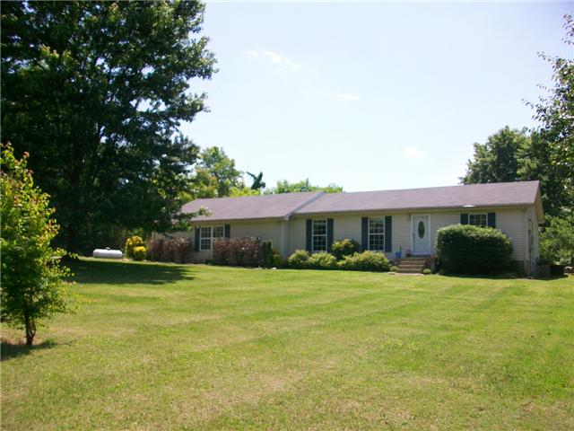 7579 South Swift Road Goodlettsville, TN 37072 - Photo 2 of 8 Beautiful yard over 1 acre
