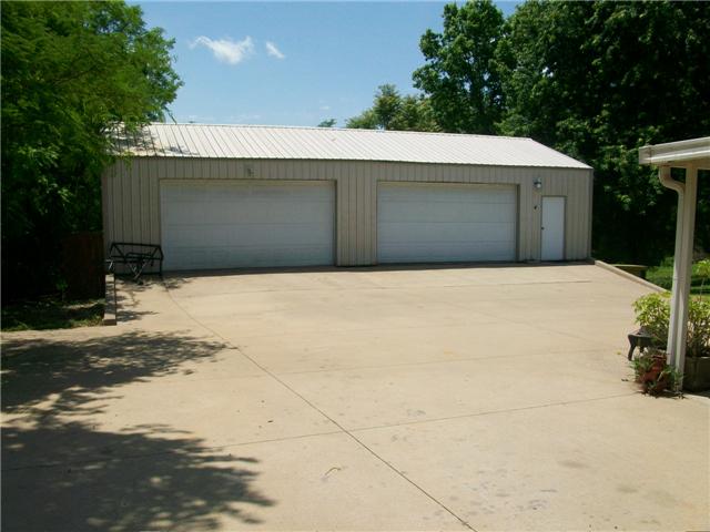7579 South Swift Road Goodlettsville, TN 37072 - Photo 3 of 8 Large - 50' x 24' 4 car detached garage/workshop!!!